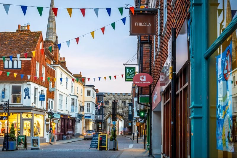 Salisbury and Jurassic Coast Tour from Bath - What the price covers, and what it does not