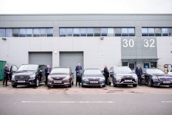 Saloon Gatwick Airport to Central London Transfer - Wi-Fi Availability