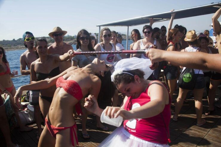 Salou: 2-Hour Boat Party With Drinks and Music - Booking Information