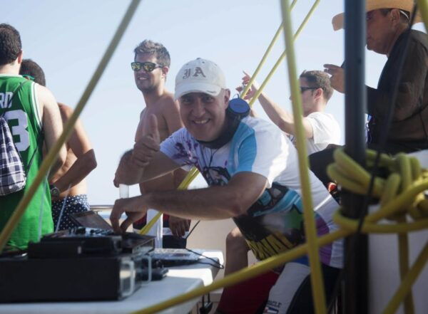 Salou: 2-Hour Boat Party With Drinks and Music - Background