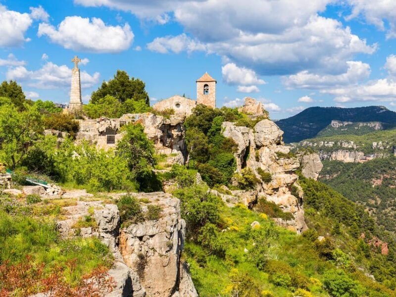 Salou: Siurana Castle and Cornudella Winery Tour - Itinerary and Highlights
