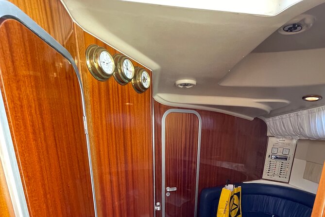 Salpa Laver Boat Rental 31.50 (10 M) - Good To Know