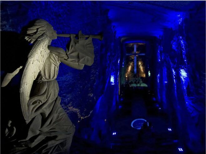 Salt Cathedral - Buget Tour - Scenic Drive and Arrival