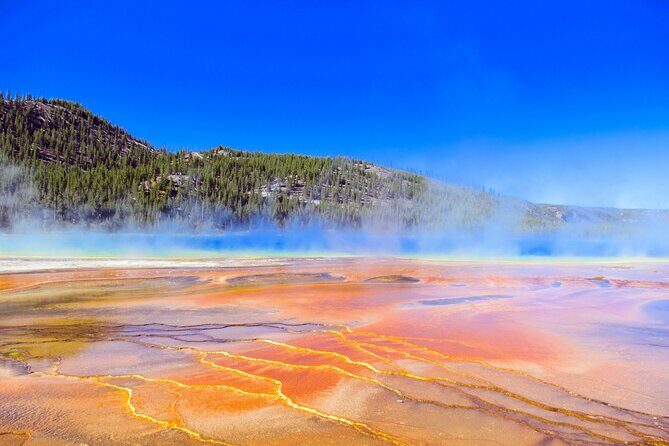 Salt Lake City Departure Yellowstone Park 3-day Panoramic Tour - An In-Depth Look at the 3-Day Yellowstone & Grand Teton Tour