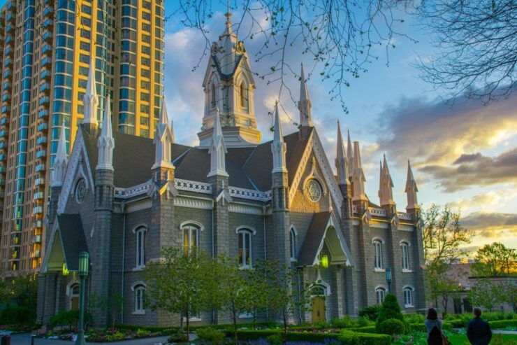Salt Lake City: Guided Sightseeing Tour by Bus - Tour Duration and Meeting Point