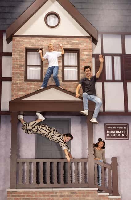 Salt Lake City: Museum of Illusions Admission Ticket - The Sum Up