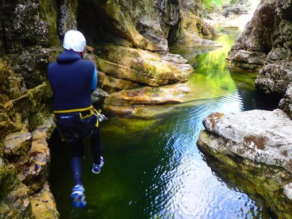 Salzburg: 4-Hour Guided Canyoning Trip for Beginners - Language Options
