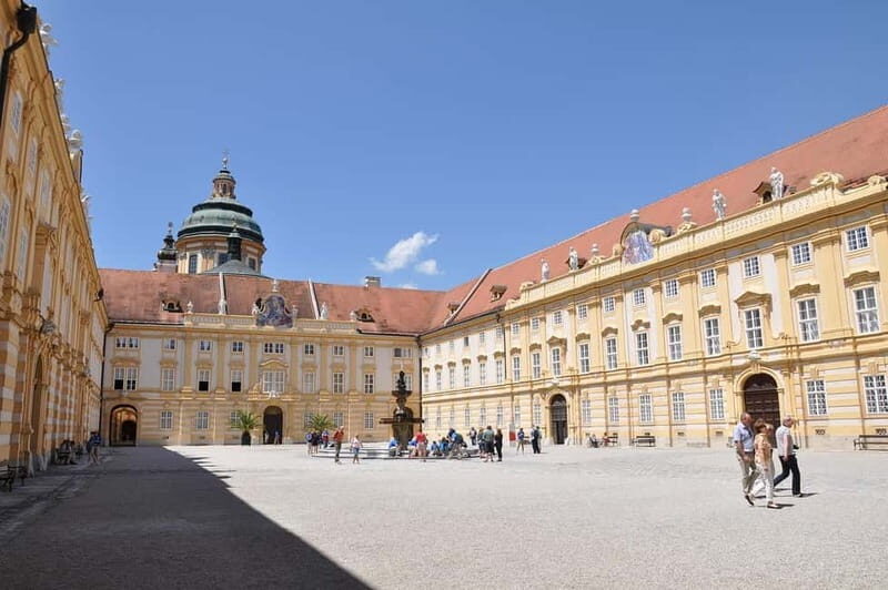 Salzburg A City of History, Hallstatt A Place of Legends - Who Will Love This Tour?