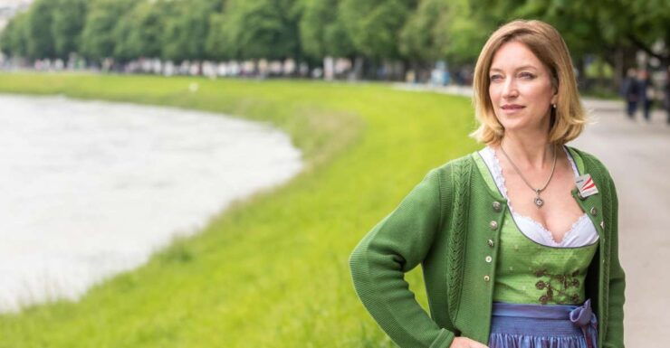 Salzburg: Advanced Sightseeing Tour With Degustation - Tour Overview