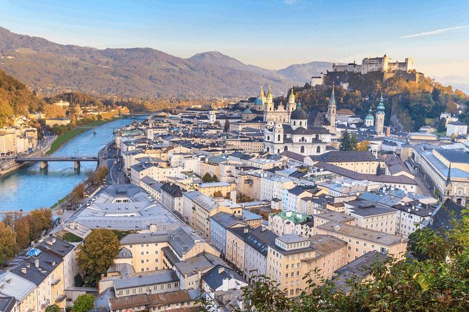 Salzburg Airport Transfers : Salzburg to Salzburg Airport SZG in Luxury Van - Directions