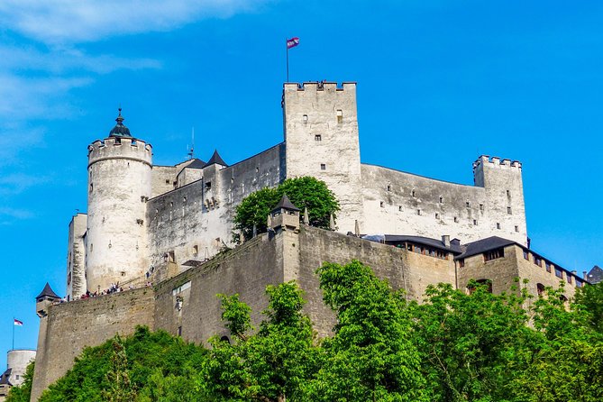 Salzburg Express Walking Tour With a Local Guide - The Sum Up