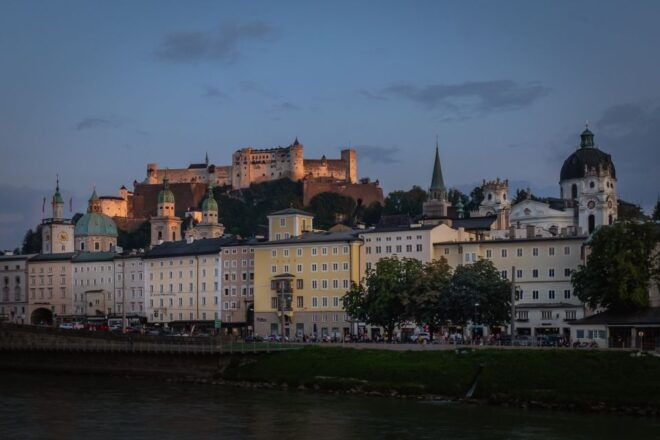 Salzburg: Interactive Puzzle and City Exploration Tour - Select Participants and Date