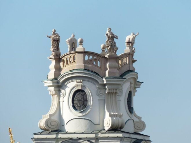 Salzburg Old Town In-App Audio Tour on Your Phone (ENG) - Audio Guide and Navigation