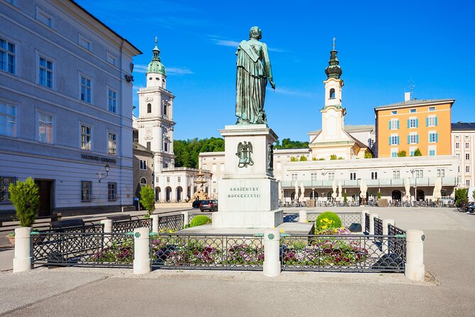 Salzburg Old Town Walking Tour, Mozart, Mirabell Gardens - Accessibility and Attire Information