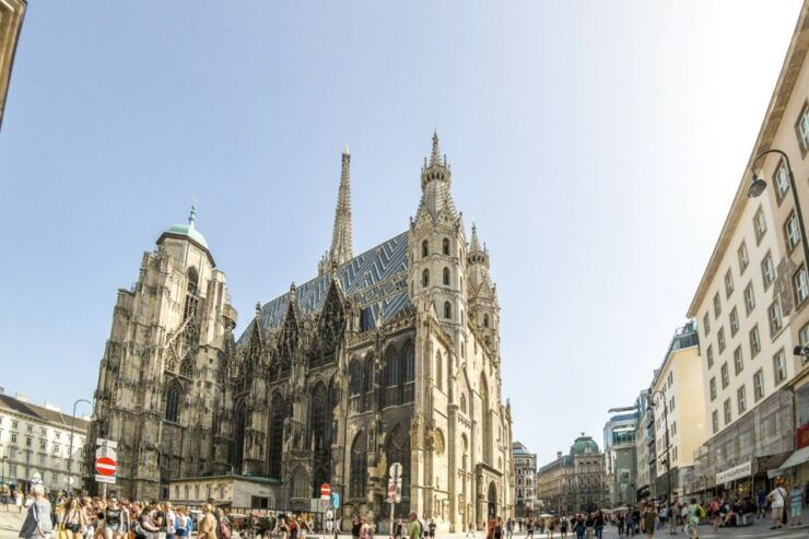 Salzburg: Private Day Trip to Innsbruck - Activity Details and Options