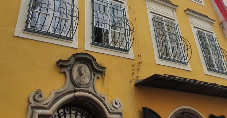 Salzburg Private Full-Day Trip From Vienna - Transportation and Accessibility