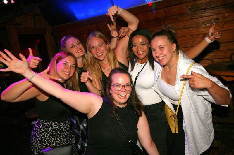 Salzburg: Pubcrawl Tour through best Bars and Clubs in Town - Good To Know