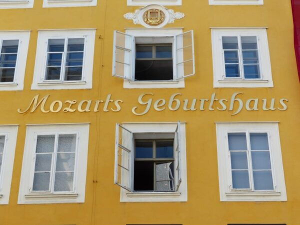 Salzburg: Self-Guided Audio Tour - Flexibility and Personalization