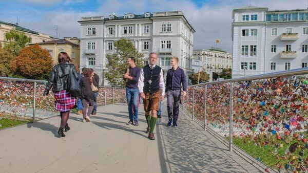 Salzburg: Small-Group Day Trip From Vienna - What to Expect