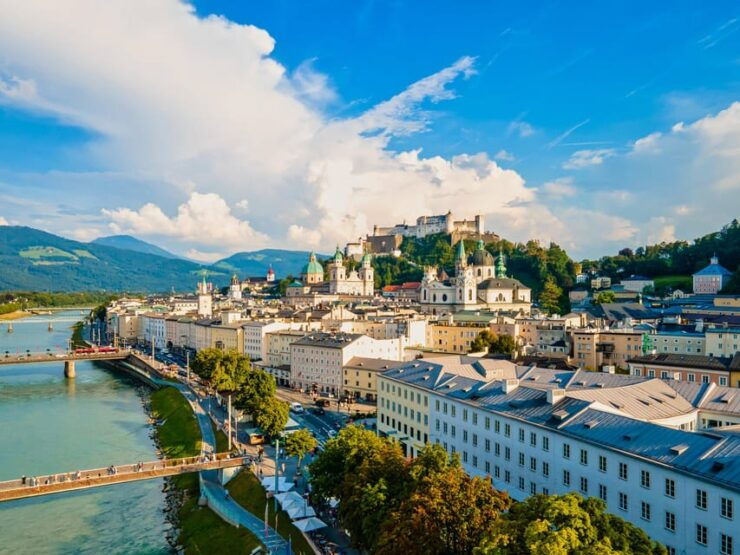 Salzburg: the Sound of Music Movie & City Tour With a Local - Discovering Iconic Movie Locations
