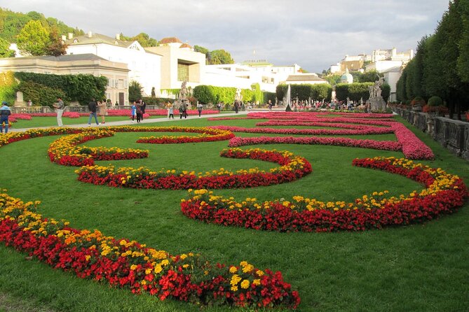 Salzburgs Private Introductory Tour With Historian Guide - What to Expect