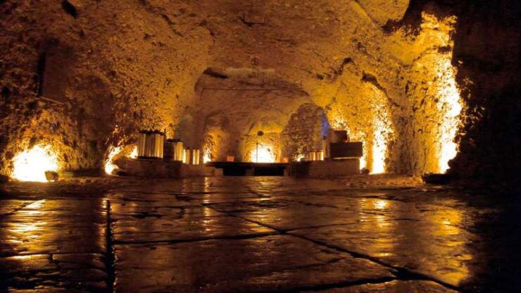 Salzkammergut: Audioguided Sandstone Beer Cellar Tour - Historical Significance