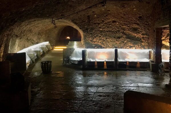 Salzkammergut: Audioguided Sandstone Beer Cellar Tour - Brewery and Cafe