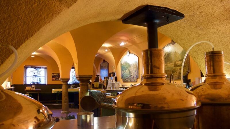 Salzkammergut: Sandstone Beer Cellar Tour - The Artistic Touch
