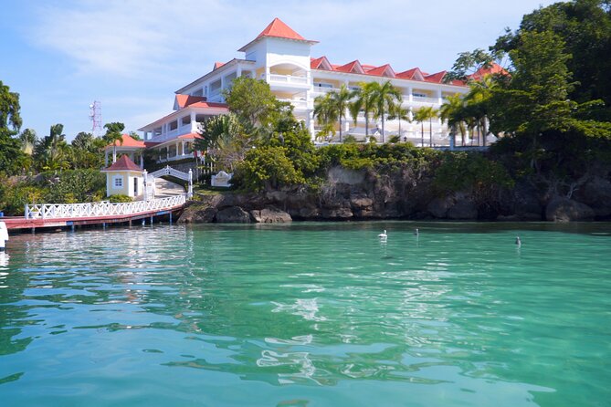 Samana Bay Whale Watching Full Day Tour With Lunch From Punta Cana - Tour Itinerary