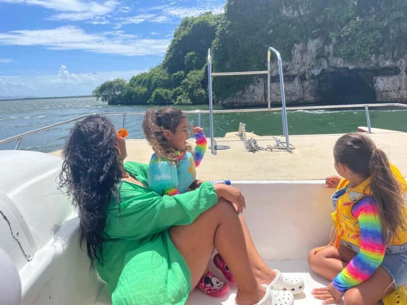 Samana: Cayo Levantado with Lunch + Transportation - Overview of the Tour Experience