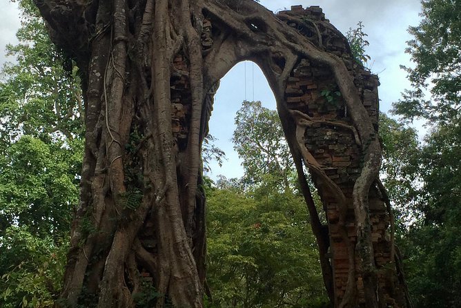 Sambor Prei Kuk Off Beaten Track - Good To Know