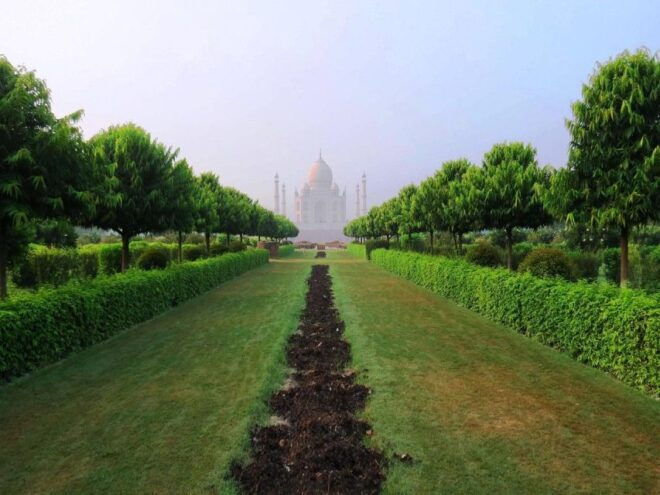 Same Day Agra Tour By Gatimaan Train - Itinerary Highlights
