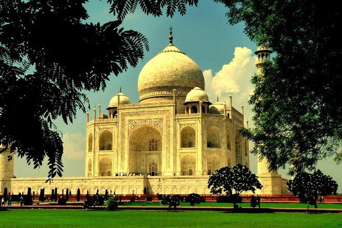 Same Day Taj Mahal & Agra City tour by Car With 5*Lunch from Delh - Returning to Delhi