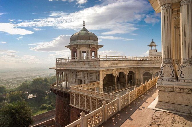 Same Day Taj Mahal/Agra Tour from Delhi : Private & All Inclusive - Return Journey to Delhi