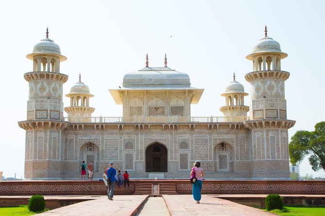 Same Day Taj Mahal Tour By Gatimaan Express Train - What To Expect