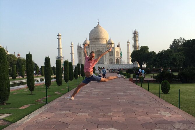 Same Day Taj Mahal Tour by Super Fast Train From Delhi - Itinerary Details