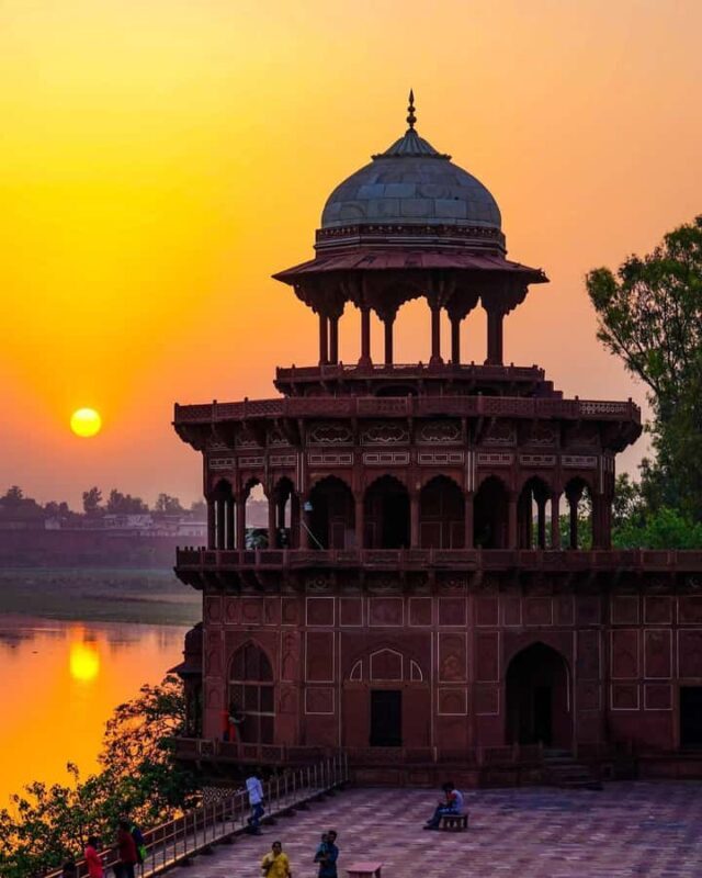 Same Day Taj Mahal Tour from Delhi - Exploring Agra Fort