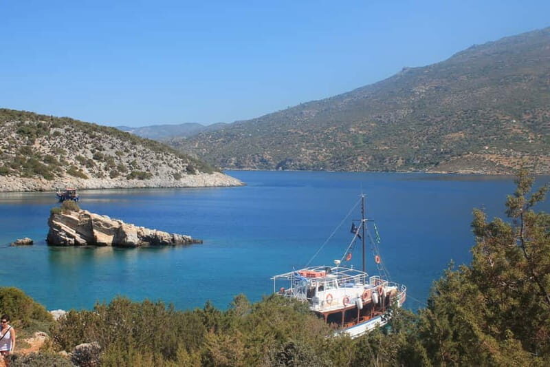 Samos: Full-Day Boat Cruise with Lunch (and bus transfer) - Good To Know