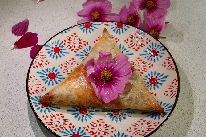 Samosa Trio - Serving and Enjoying Samosas