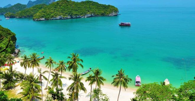 Samui: Angthong Marine Park Boat Tour W/ Transfer and Meals - Included Services