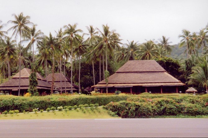 Samui: Koh Samui International Airport Fast Track Immigration Pass - Selecting Date and Travelers