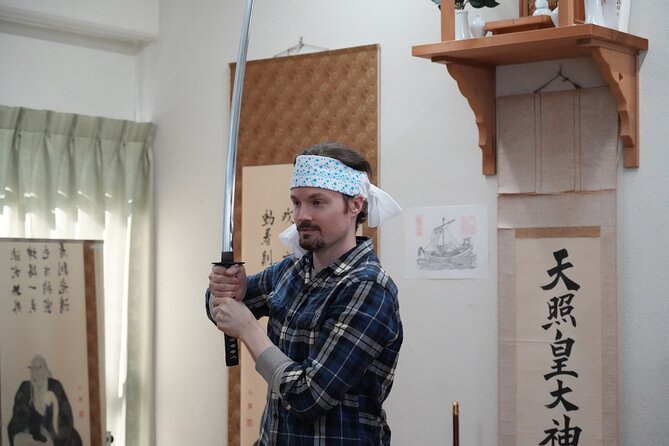Samurai Experience in Tokyo: Sword Training and Edo Indigo Dyeing - Reviews and Ratings