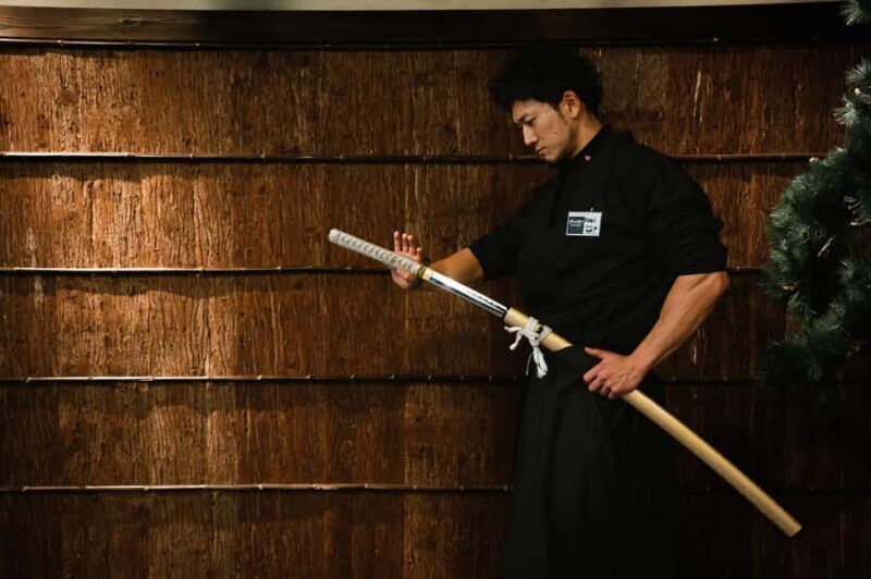 Samurai Ninja Museum Shinjuku: Samurai Sword Lesson & Tour - Discover the Samurai Ninja Museum Shinjuku: Samurai Sword Lesson & Tour