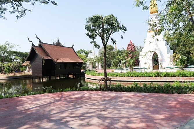 Samut Prakan Erawan Musuem & Ancient City Private Tour With Guide - Enjoy Delicious Local Thai Lunch