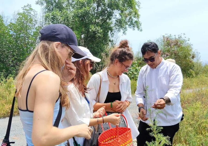 Samut Sakhon: Gastronomy Farm to Table Cooking Experience - Who Will Love This Tour?