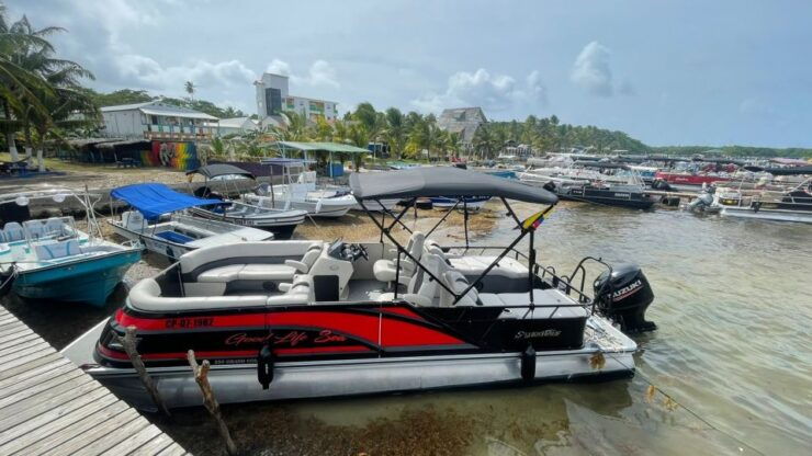 San Andrés: Island Pontoon Boat Tour - Good To Know