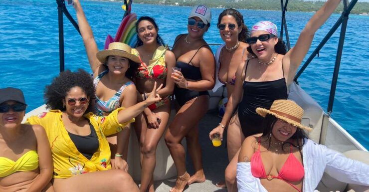 San Andres: Private Boat Trip With Aquarium and Beach Stops - Activity Details