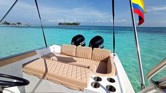 San Andres: Private San Andres Bay Tour by Luxury Speedboat - Tour Activities and Locations