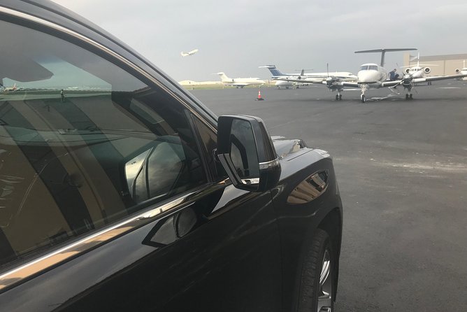 San Antonio 1-way Airport Black Car Transfer Service - The Sum Up