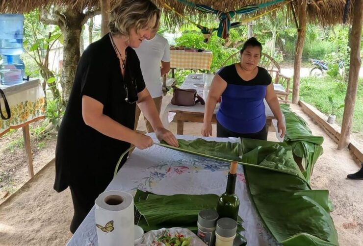 San Antonio: an Adventure to the Rhythm of a Mayan Family - Mayan Family Encounter